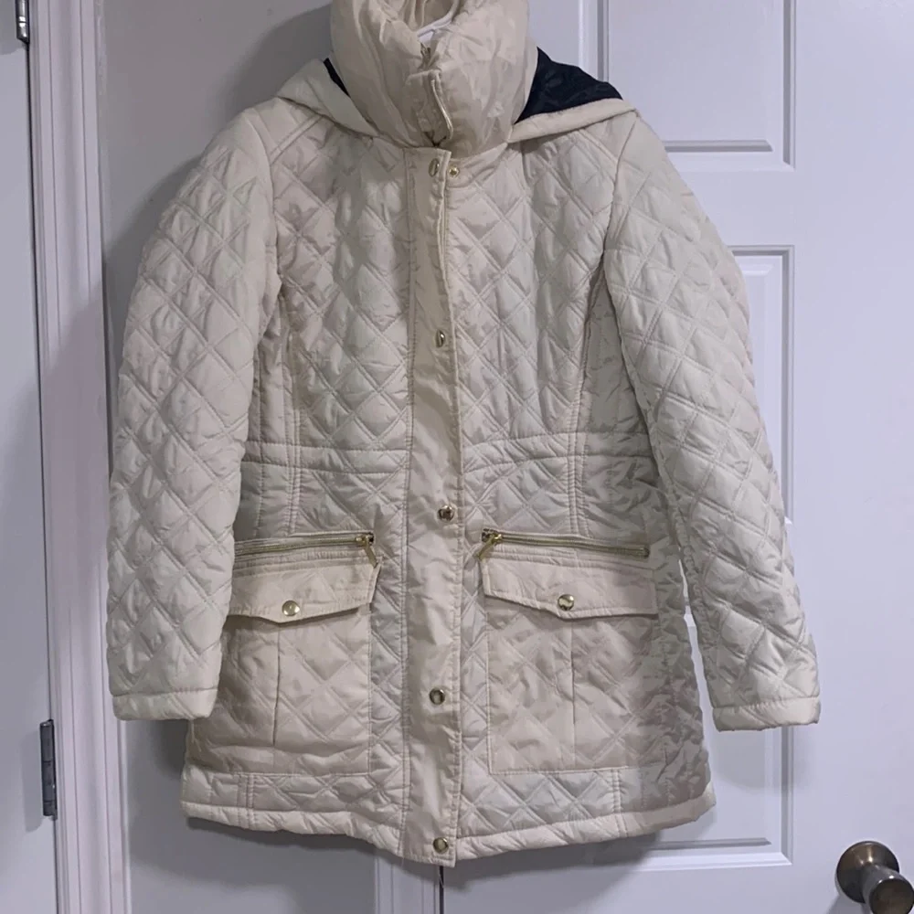 Winter jacket - Picture 1 of 4